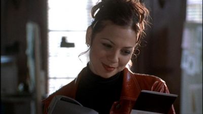 Tamara_Braun_--_The_Pretender_Ep_3_09_Murder_101263.jpg