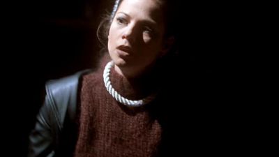 Tamara_Braun_--_The_Pretender_Ep_3_09_Murder_101581.jpg