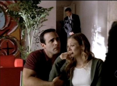 Without_a_Trace_Ep_6X01_Lost_Son149.jpg