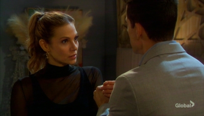DAYS_OF_OUR_LIVES_-_12_17_2020_121.jpg