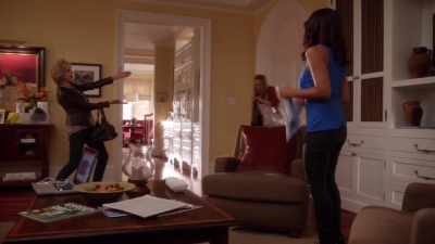 NECESSARY_ROUGHNESS_-_E2X14_THE_FALL_GUY_0005.jpg