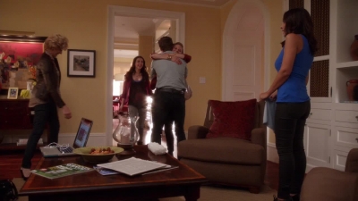 NECESSARY_ROUGHNESS_-_E2X14_THE_FALL_GUY_0019.jpg