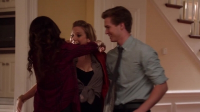 NECESSARY_ROUGHNESS_-_E2X14_THE_FALL_GUY_0031.jpg