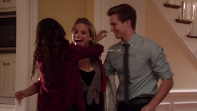 NECESSARY_ROUGHNESS_-_E2X14_THE_FALL_GUY_0033.jpg