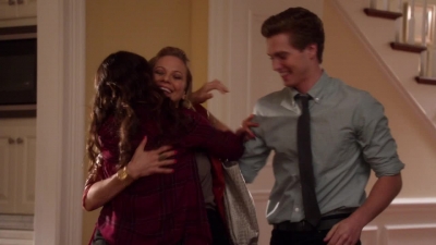 NECESSARY_ROUGHNESS_-_E2X14_THE_FALL_GUY_0036.jpg