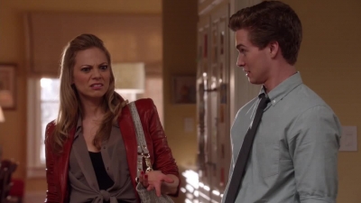 NECESSARY_ROUGHNESS_-_E2X14_THE_FALL_GUY_0061.jpg