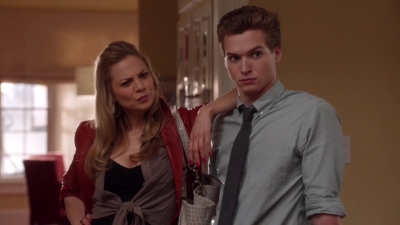 NECESSARY_ROUGHNESS_-_E2X14_THE_FALL_GUY_0112.jpg