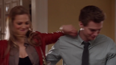 NECESSARY_ROUGHNESS_-_E2X14_THE_FALL_GUY_0143.jpg