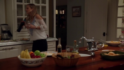 NECESSARY_ROUGHNESS_-_E2X14_THE_FALL_GUY_1027.jpg