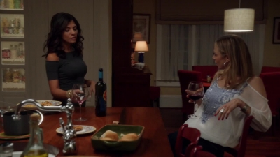 NECESSARY_ROUGHNESS_-_E2X14_THE_FALL_GUY_1076.jpg