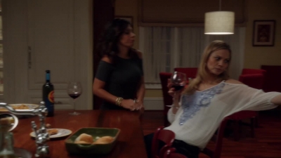 NECESSARY_ROUGHNESS_-_E2X14_THE_FALL_GUY_1172.jpg