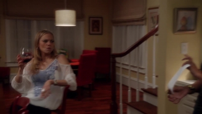 NECESSARY_ROUGHNESS_-_E2X14_THE_FALL_GUY_1175.jpg