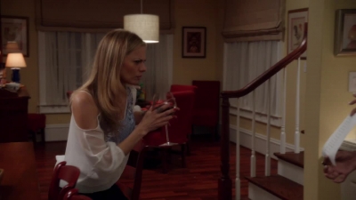 NECESSARY_ROUGHNESS_-_E2X14_THE_FALL_GUY_1181.jpg