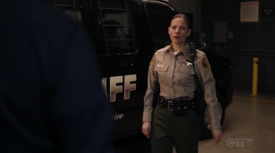 THE_ROOKIE_-_E1X15_MANHUNT_048.jpg