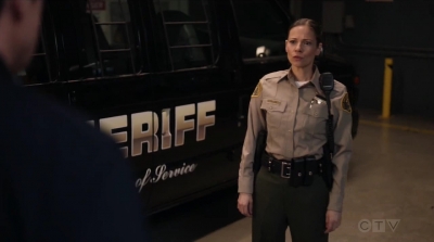 THE_ROOKIE_-_E1X15_MANHUNT_053.jpg