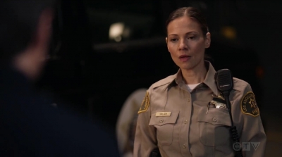 THE_ROOKIE_-_E1X15_MANHUNT_099.jpg