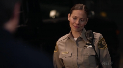 THE_ROOKIE_-_E1X15_MANHUNT_163.jpg