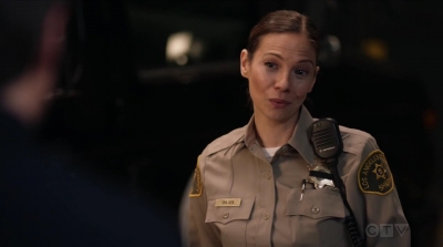 THE_ROOKIE_-_E1X15_MANHUNT_202.jpg