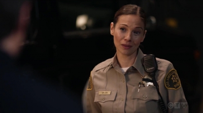 THE_ROOKIE_-_E1X15_MANHUNT_203.jpg