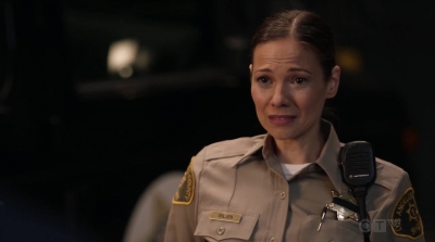 THE_ROOKIE_-_E1X15_MANHUNT_237.jpg