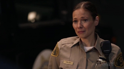 THE_ROOKIE_-_E1X15_MANHUNT_245.jpg