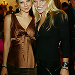 10142003_Nanette_LaPore_Boutique_Opening014.jpg