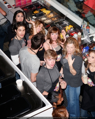 03262011_-_DAYS_OF_OUR_LIVES_45TH_ANNIVERSARY_MILKSHAKE_LAUNCH_15.jpg