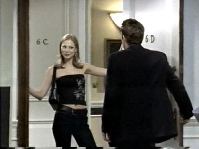 Off_Centre_1X01_Lets_Meet_Mike_and_Euan007.jpg