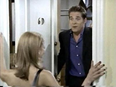 Off_Centre_1X01_Lets_Meet_Mike_and_Euan010.jpg