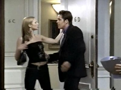 Off_Centre_1X01_Lets_Meet_Mike_and_Euan020.jpg