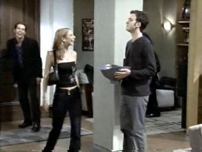 Off_Centre_1X01_Lets_Meet_Mike_and_Euan038.jpg