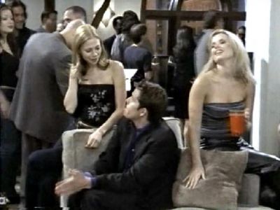 Off_Centre_1X01_Lets_Meet_Mike_and_Euan086.jpg