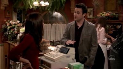 FREDDIE_-_E1X05_THE_WAR_OF_THE_ROSE_120.jpg