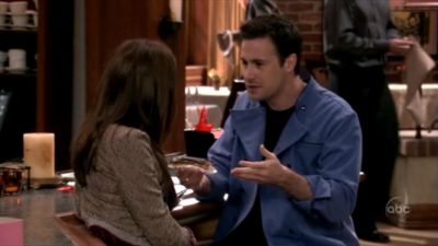 FREDDIE_-_E1X05_THE_WAR_OF_THE_ROSE_432.jpg