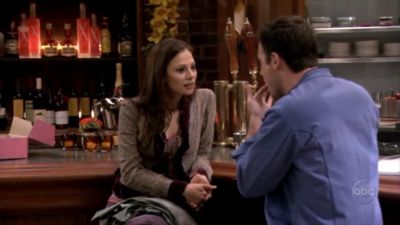 FREDDIE_-_E1X05_THE_WAR_OF_THE_ROSE_437.jpg