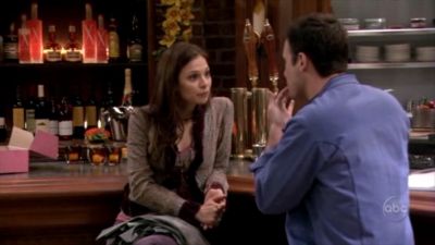 FREDDIE_-_E1X05_THE_WAR_OF_THE_ROSE_443.jpg