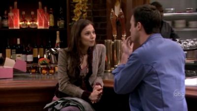 FREDDIE_-_E1X05_THE_WAR_OF_THE_ROSE_446.jpg