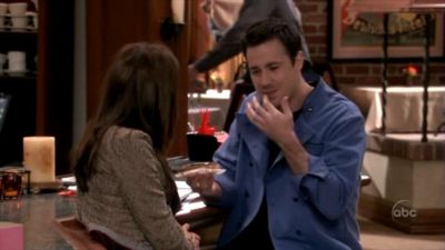 FREDDIE_-_E1X05_THE_WAR_OF_THE_ROSE_452.jpg