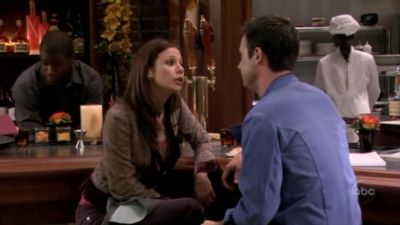 FREDDIE_-_E1X05_THE_WAR_OF_THE_ROSE_467.jpg