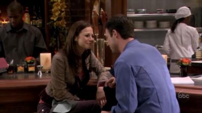 FREDDIE_-_E1X05_THE_WAR_OF_THE_ROSE_471.jpg