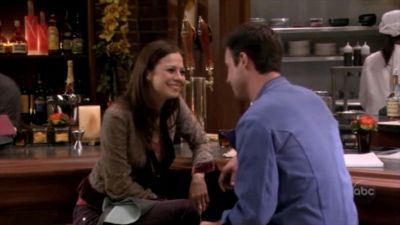 FREDDIE_-_E1X05_THE_WAR_OF_THE_ROSE_475.jpg