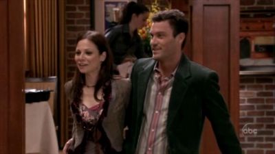 FREDDIE_-_E1X05_THE_WAR_OF_THE_ROSE_515.jpg