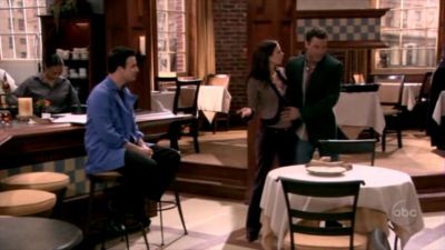 FREDDIE_-_E1X05_THE_WAR_OF_THE_ROSE_555.jpg