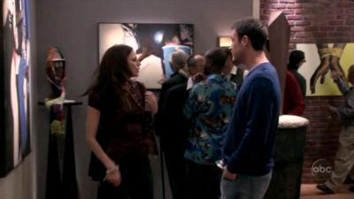 FREDDIE_-_E1X05_THE_WAR_OF_THE_ROSE_578.jpg