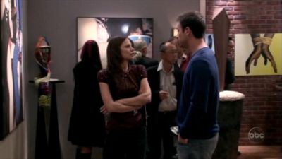 FREDDIE_-_E1X05_THE_WAR_OF_THE_ROSE_584.jpg