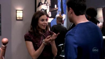 FREDDIE_-_E1X05_THE_WAR_OF_THE_ROSE_663.jpg