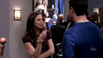 FREDDIE_-_E1X05_THE_WAR_OF_THE_ROSE_670.jpg