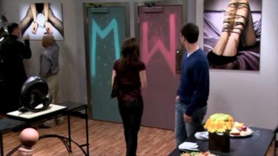 FREDDIE_-_E1X05_THE_WAR_OF_THE_ROSE_689.jpg