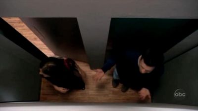FREDDIE_-_E1X05_THE_WAR_OF_THE_ROSE_698.jpg