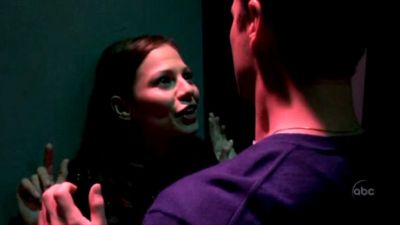 FREDDIE_-_E1X05_THE_WAR_OF_THE_ROSE_743.jpg
